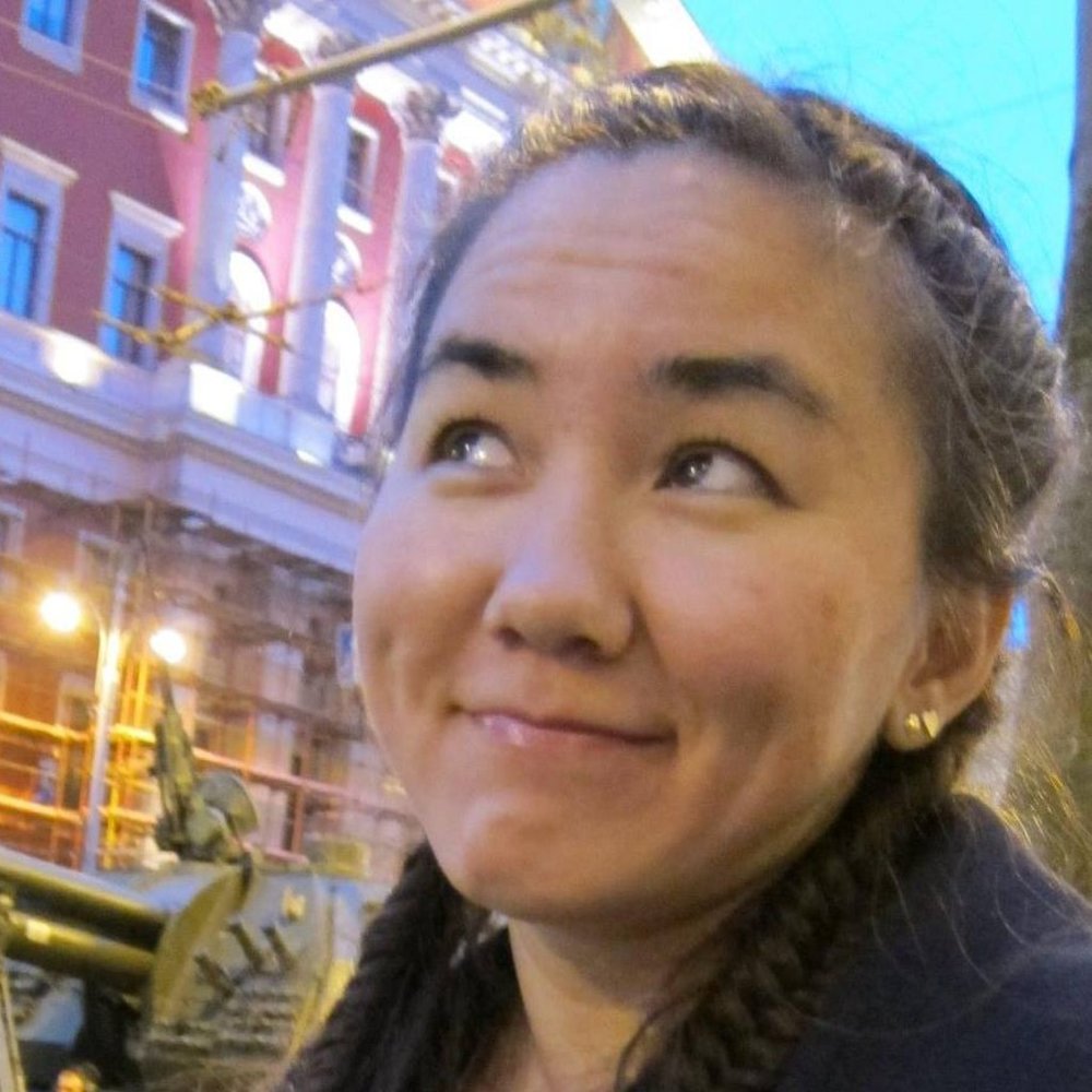 Meet your Posher, Nadya